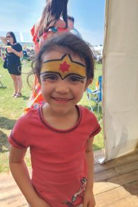 wonder-woman-facepaint wonder-woman-facepaint